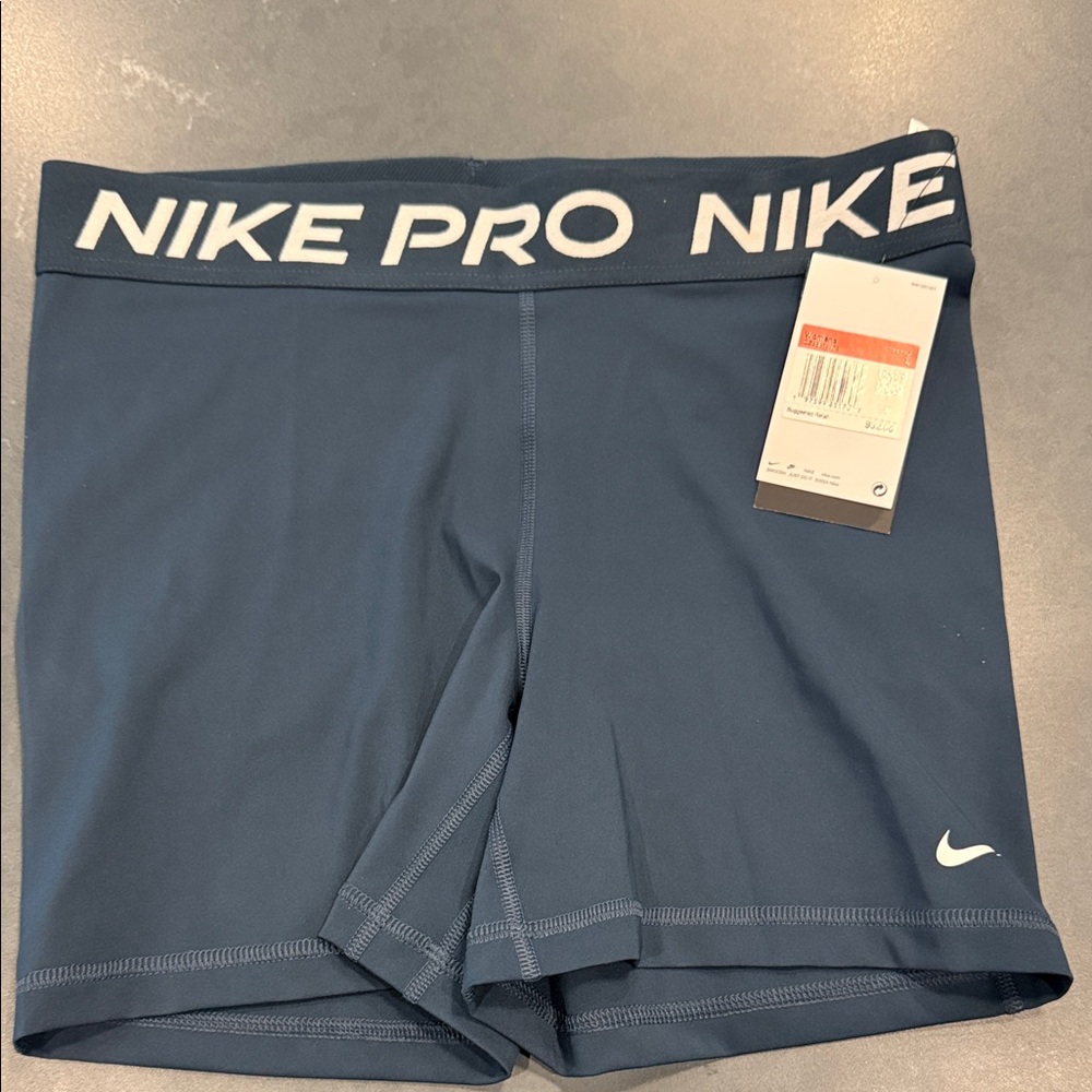 NWT Nike Pro Biker Shorts